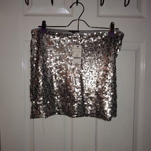 Express silver sequin skirt size small nwt